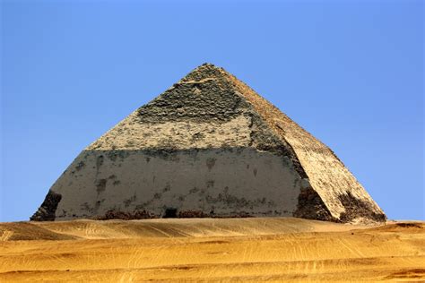 Bent Pyramid Gizemiyle Dolup Bir Yolculuk! Eski Mısır Muhendisliğinin Şaheseri